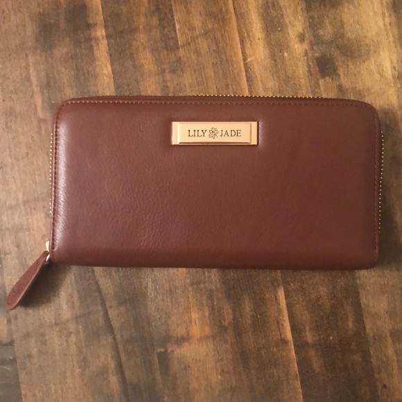 lily jade wallet